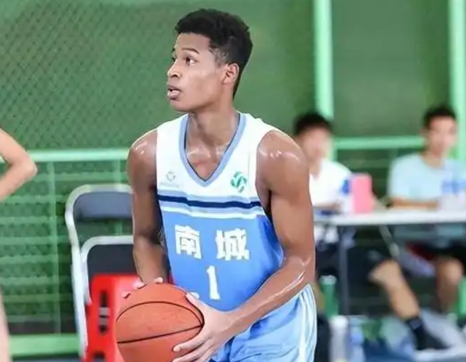 失误还多 失误还多