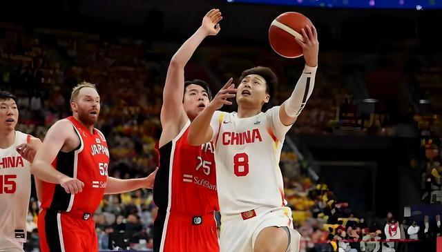 赛事中, 广东VS青, img 赛事中, 广东VS青, img