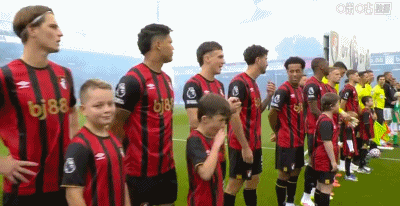 经入场, 裁判没有出, qg 经入场, 裁判没有出, qg