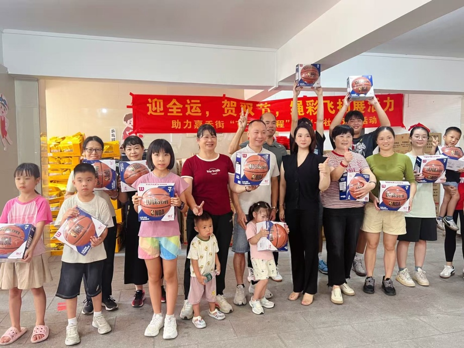 难忘, 围在赛场边, 跳绳比赛 难忘, 围在赛场边, 跳绳比赛